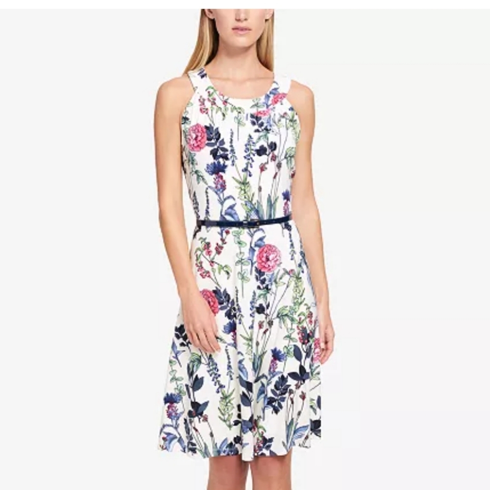 NWT Tommy Hilfiger belted fit and flare floral dress. Size 8